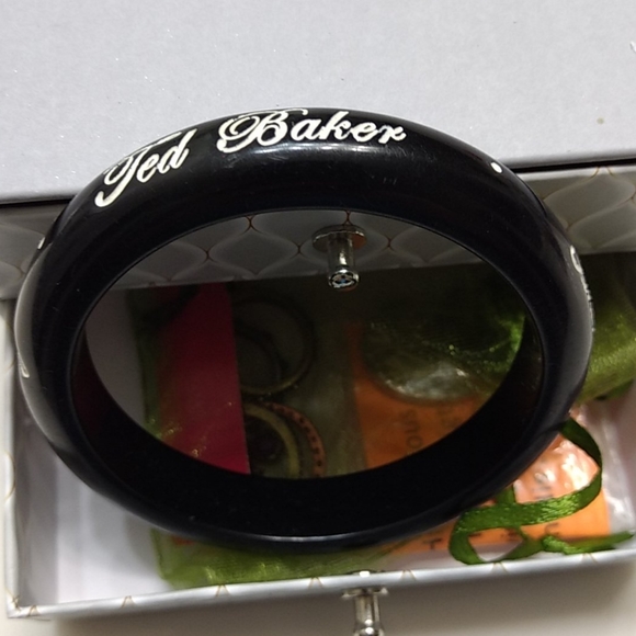 Arm candy bracelet - Picture 4 of 5